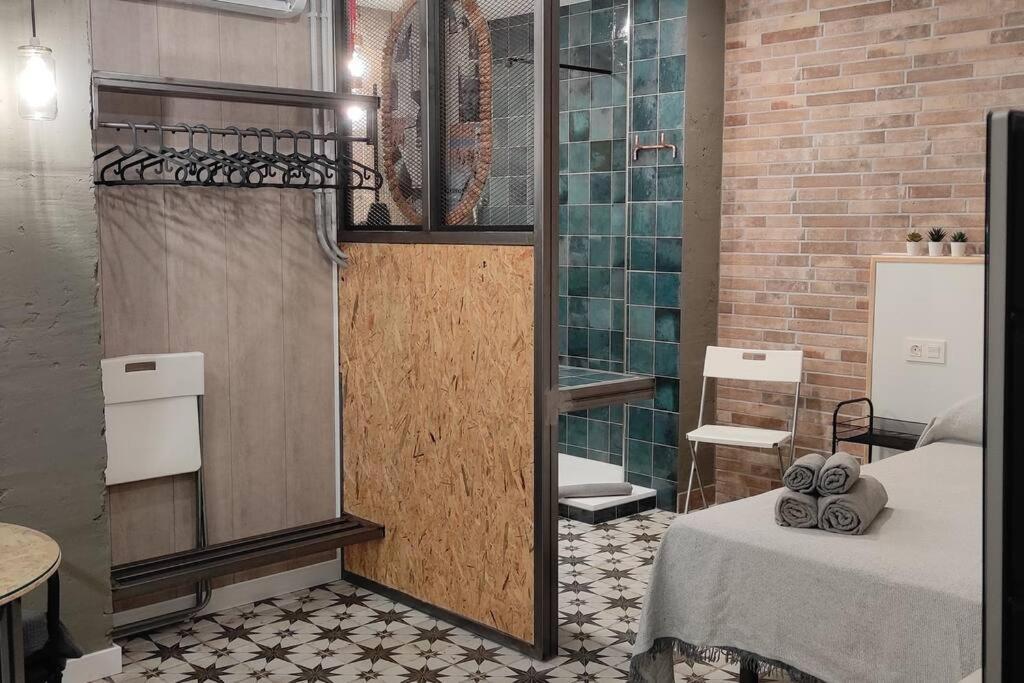 Estudio Industrial A 9' Del Centro En Metro *